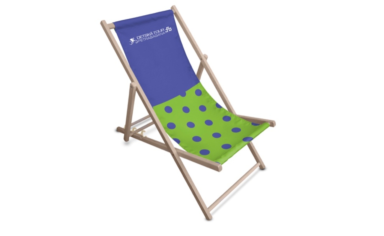 Wooden beach chaise longue with custom printing