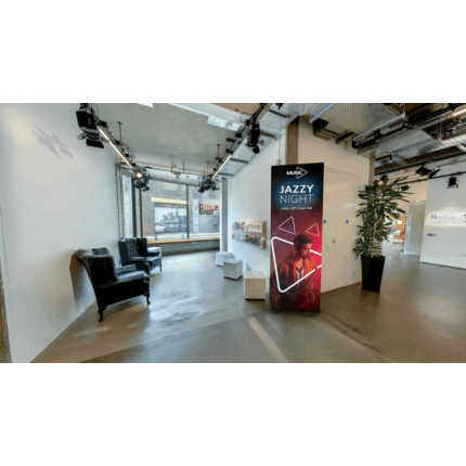 Indoor, freestanding mobile and digital screen 80" - LED TOTEM - Image 5